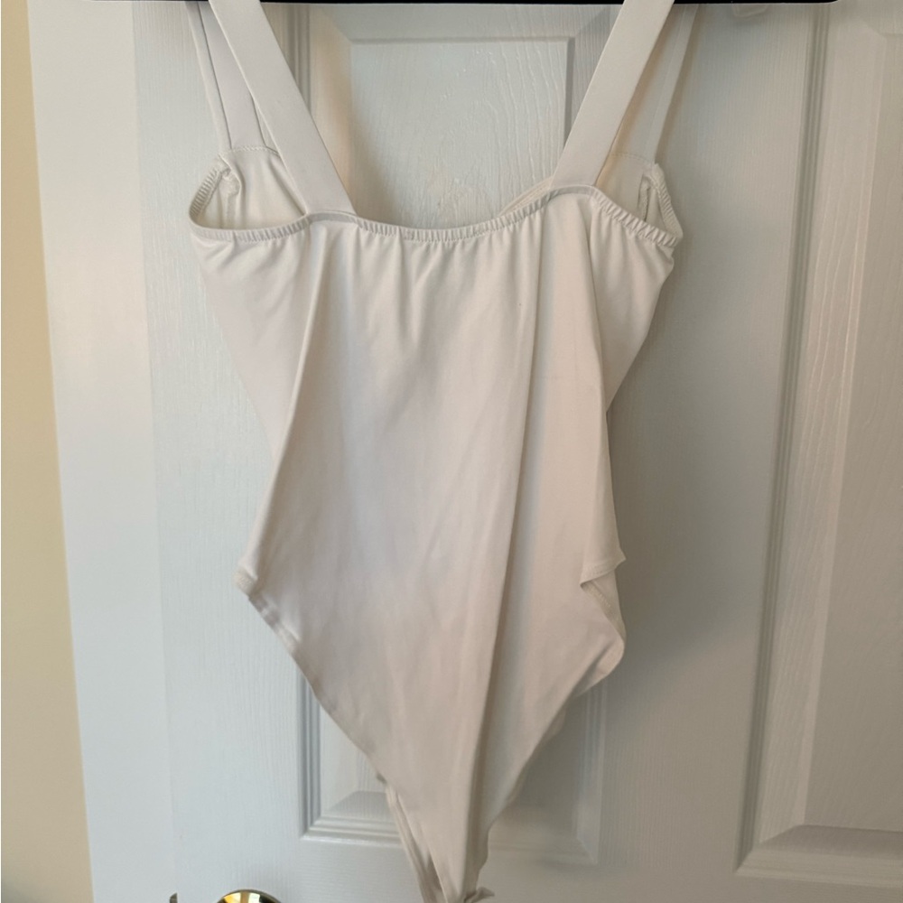 Zara White bodysuit with Ruched Front - Picture 3 of 3